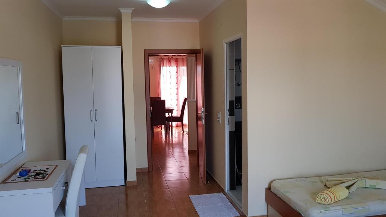 Apartments Belmare Ulcinj Exterior photo