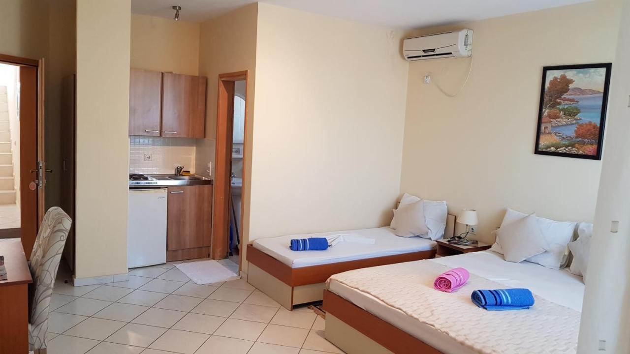 Apartments Belmare Ulcinj Exterior photo